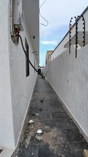 4bdrm House in Community 18, Baatsona Total for sale