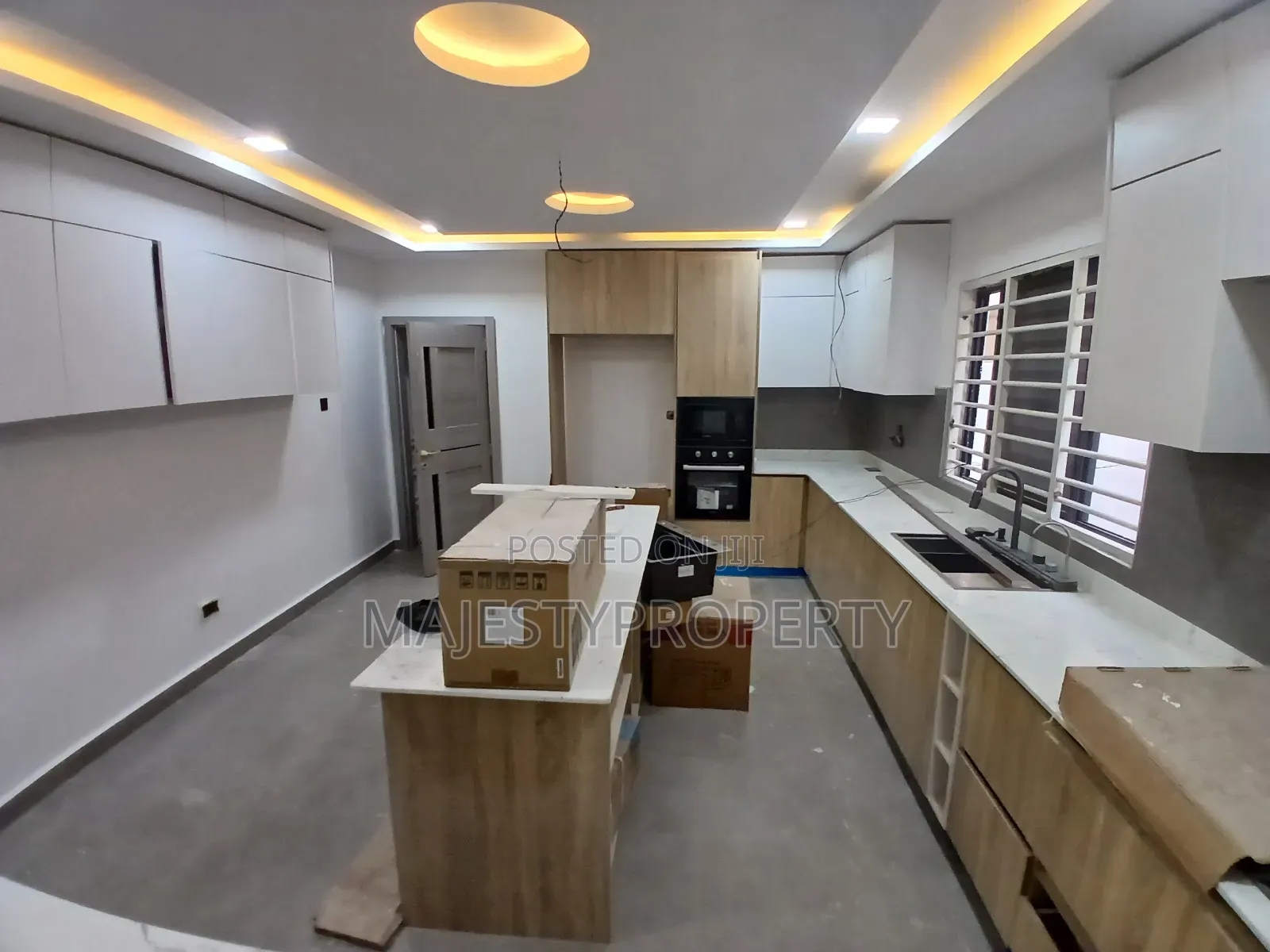 4bdrm House in Community 18, Baatsona Total for sale