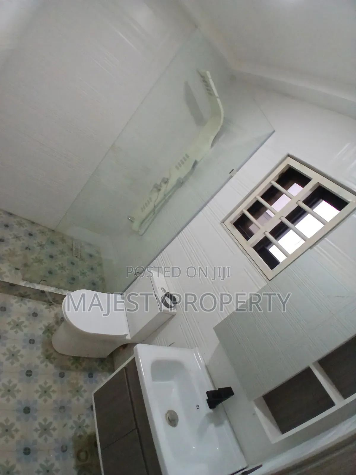 4bdrm House in Community 18, Baatsona Total for sale