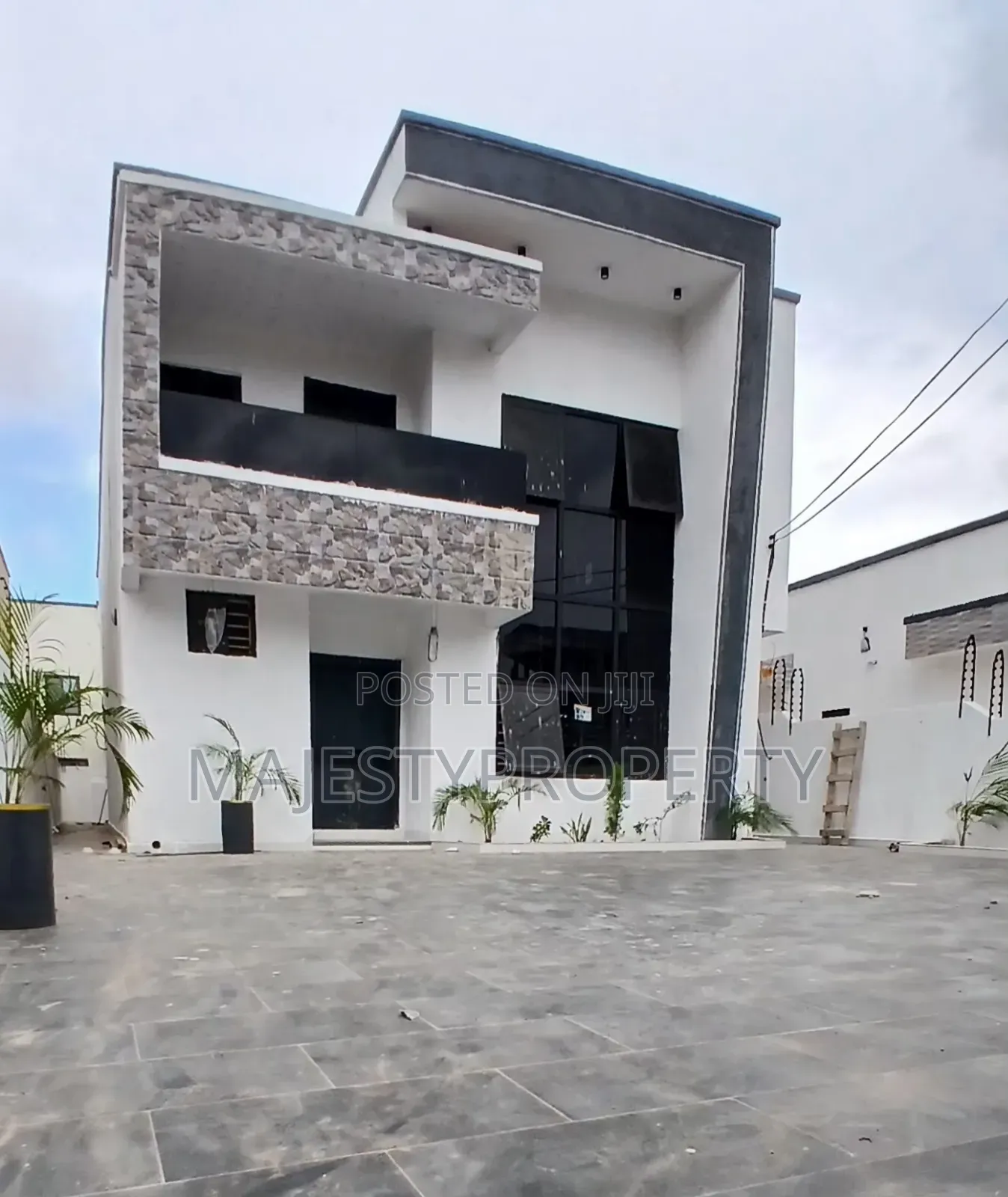 4bdrm House in Community 18, Baatsona Total for sale