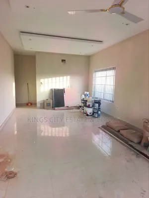 3bdrm House in First-Stores, Pokuase for sale