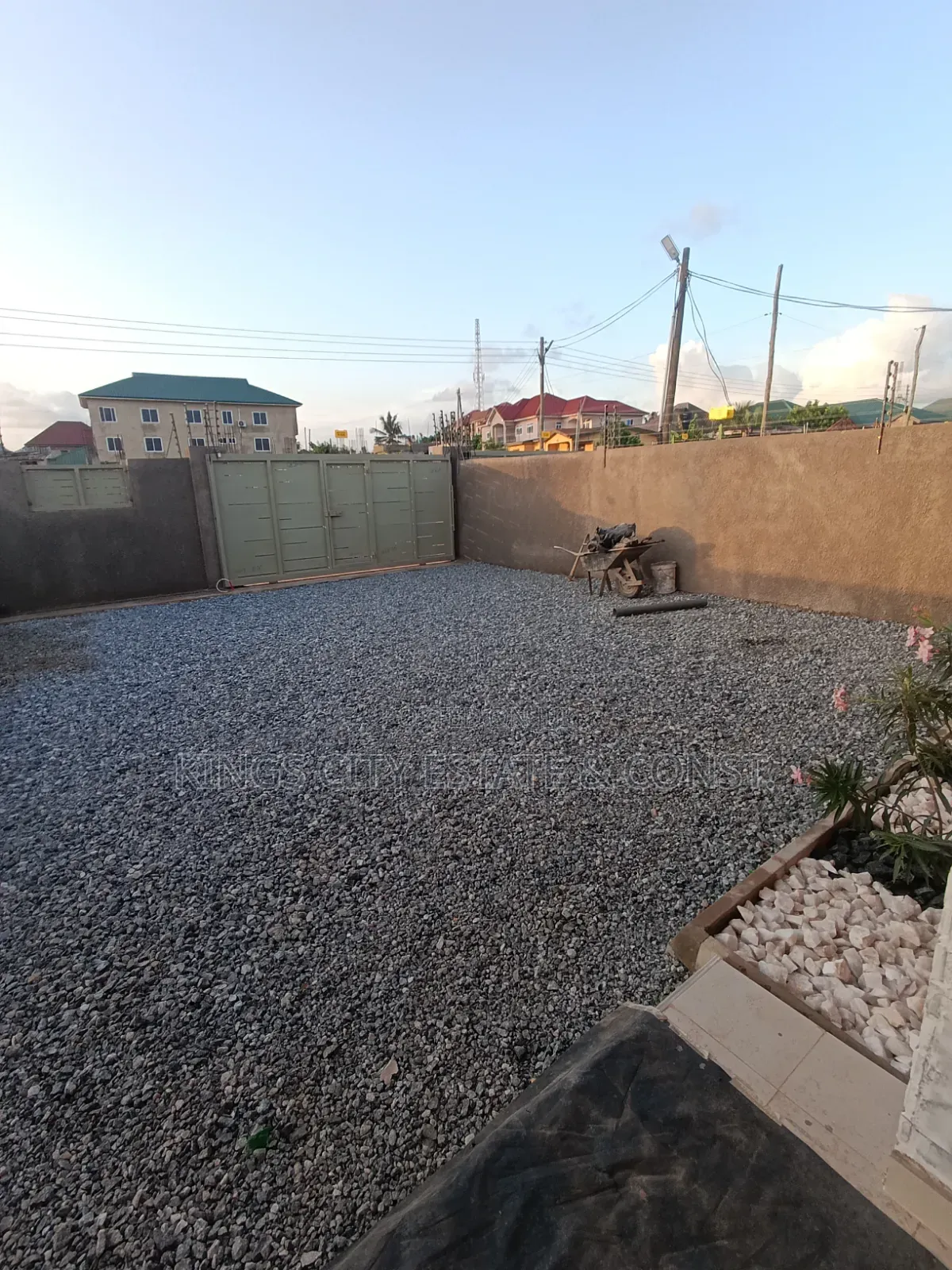 3bdrm House in First-Stores, Pokuase for sale
