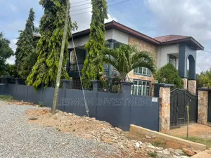 Mini Flat in Lesmon Investment, Sakumono for sale