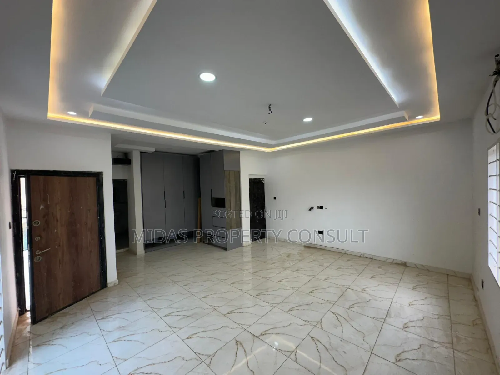 4bdrm House in Kwabenya for sale