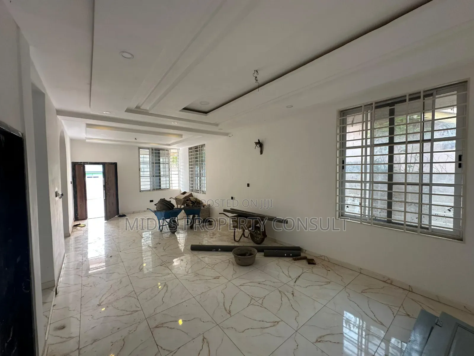 4bdrm House in Kwabenya for sale