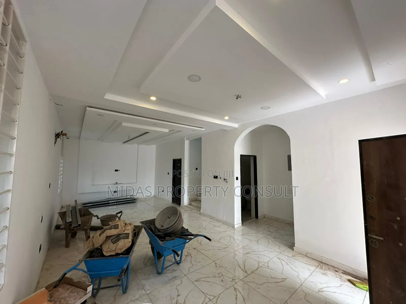 4bdrm House in Kwabenya for sale