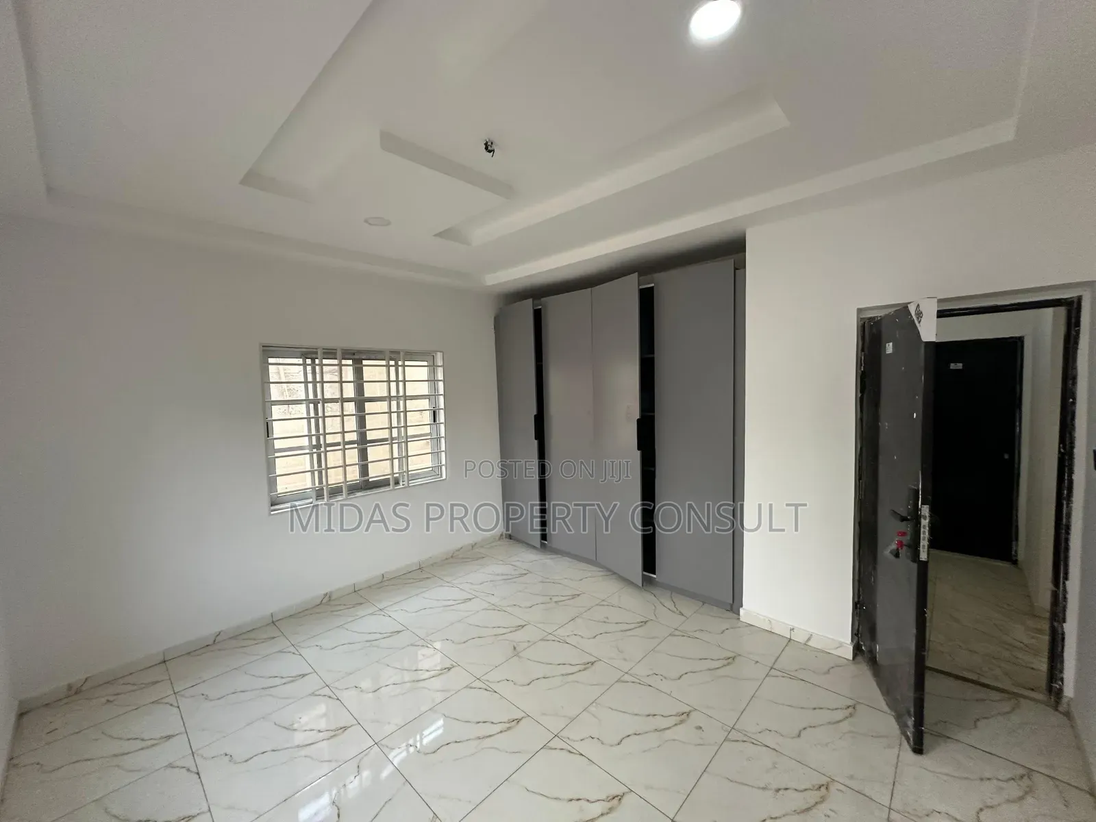 4bdrm House in Kwabenya for sale