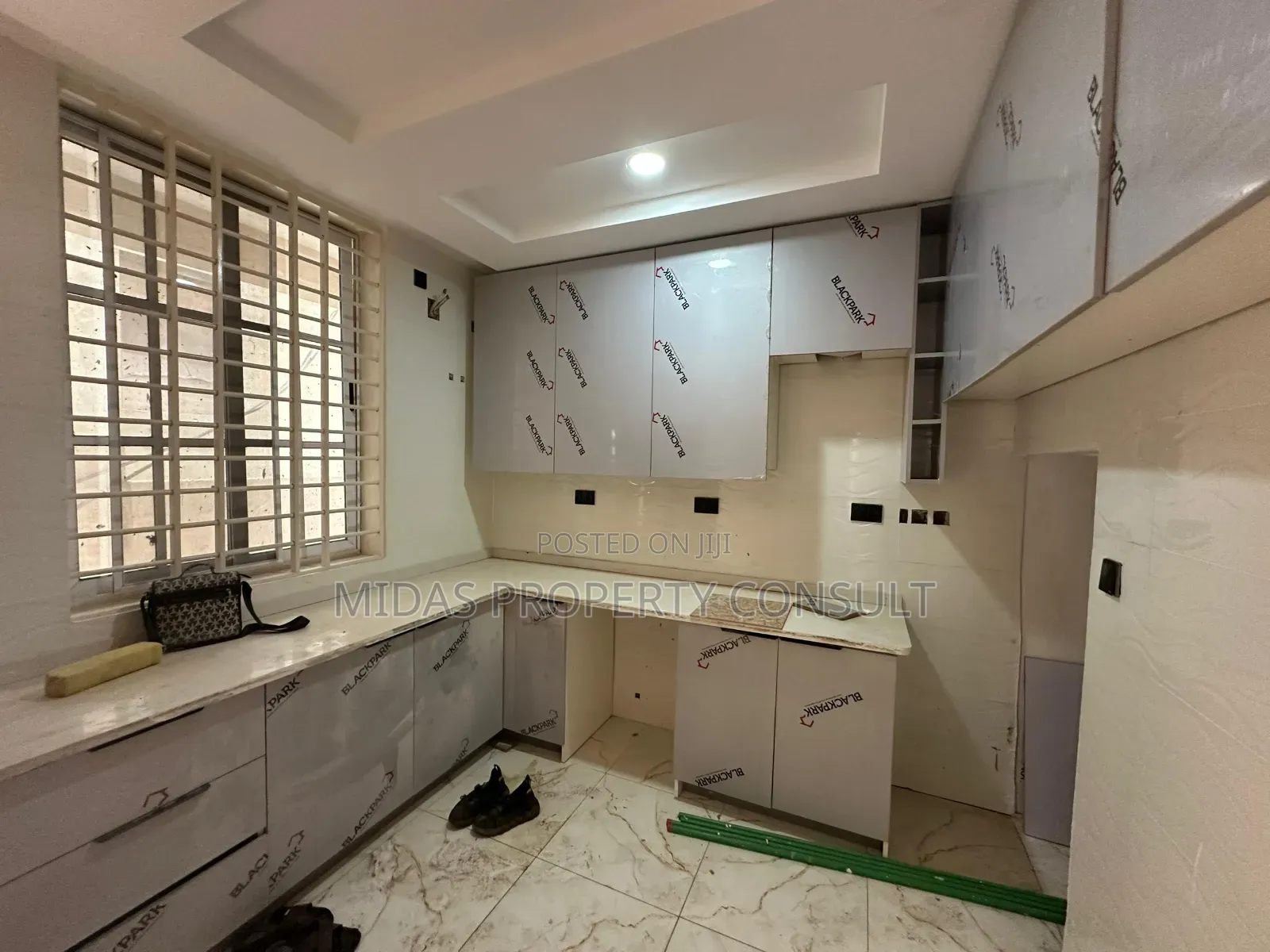 4bdrm House in Kwabenya for sale