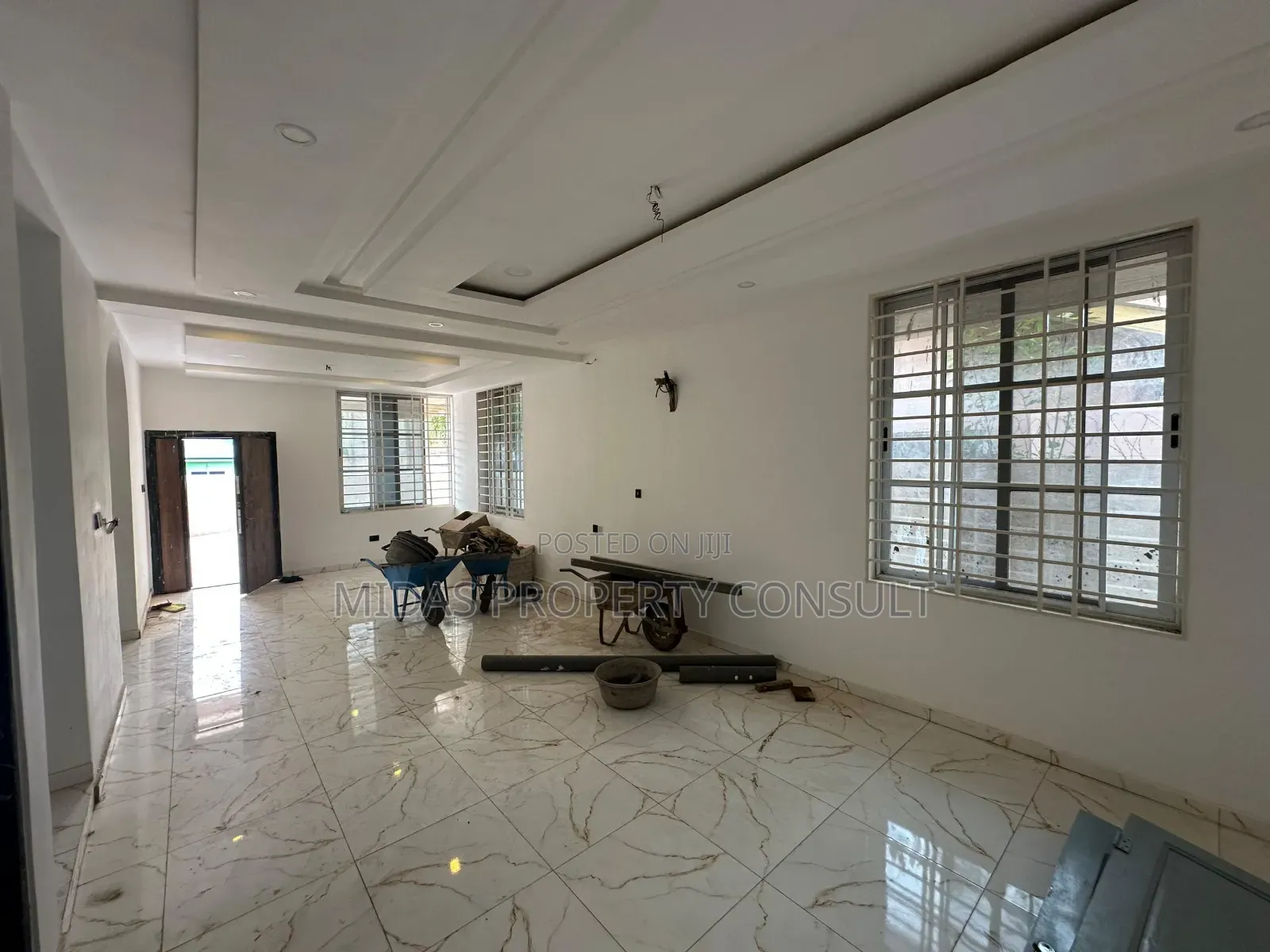 4bdrm House in Kwabenya for sale