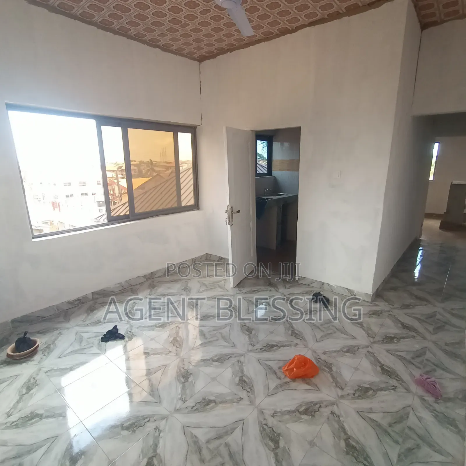 1bdrm Apartment in Golf City, Tema Metropolitan for rent