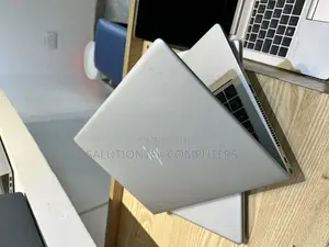 Laptop HP EliteBook 735 G5 8GB AMD Ryzen 5 SSD 256GB