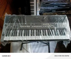 Yamaha PSR E443