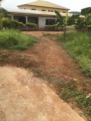 2bdrm Bungalow in Koforidua, Akuapim North for sale
