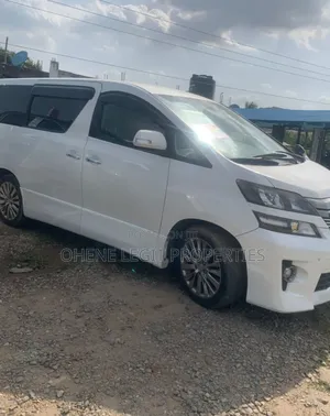 Toyota Vellfire 2013 White