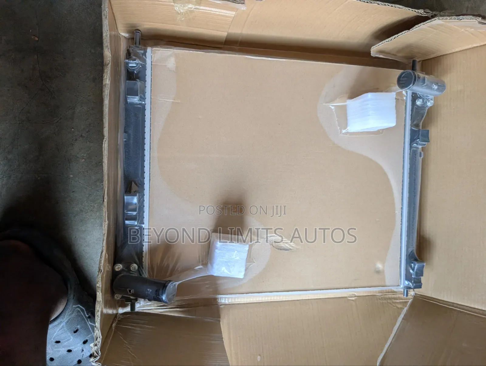 Nissan Juke 2011 -2016 Radiator / Water Tank