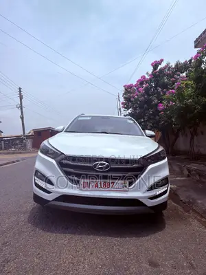 Hyundai Tucson 2016 White