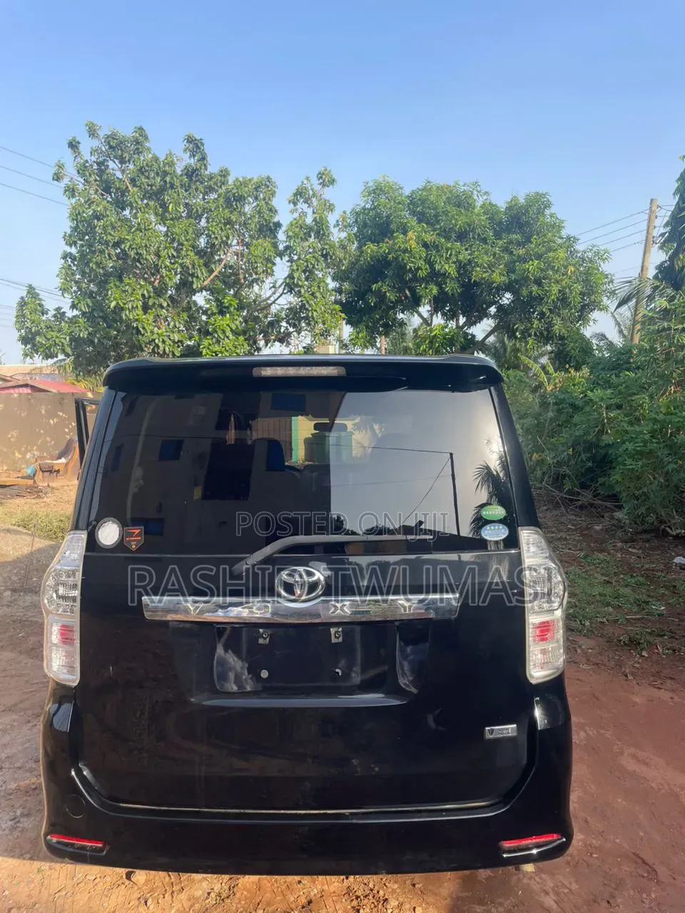 Toyota Voxy 2013 Black