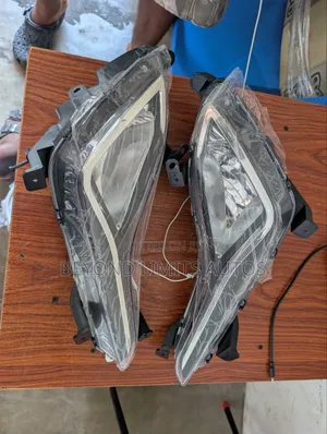 Hyundai Elantra 2014 -2016 Fog Light / Foglight Pair