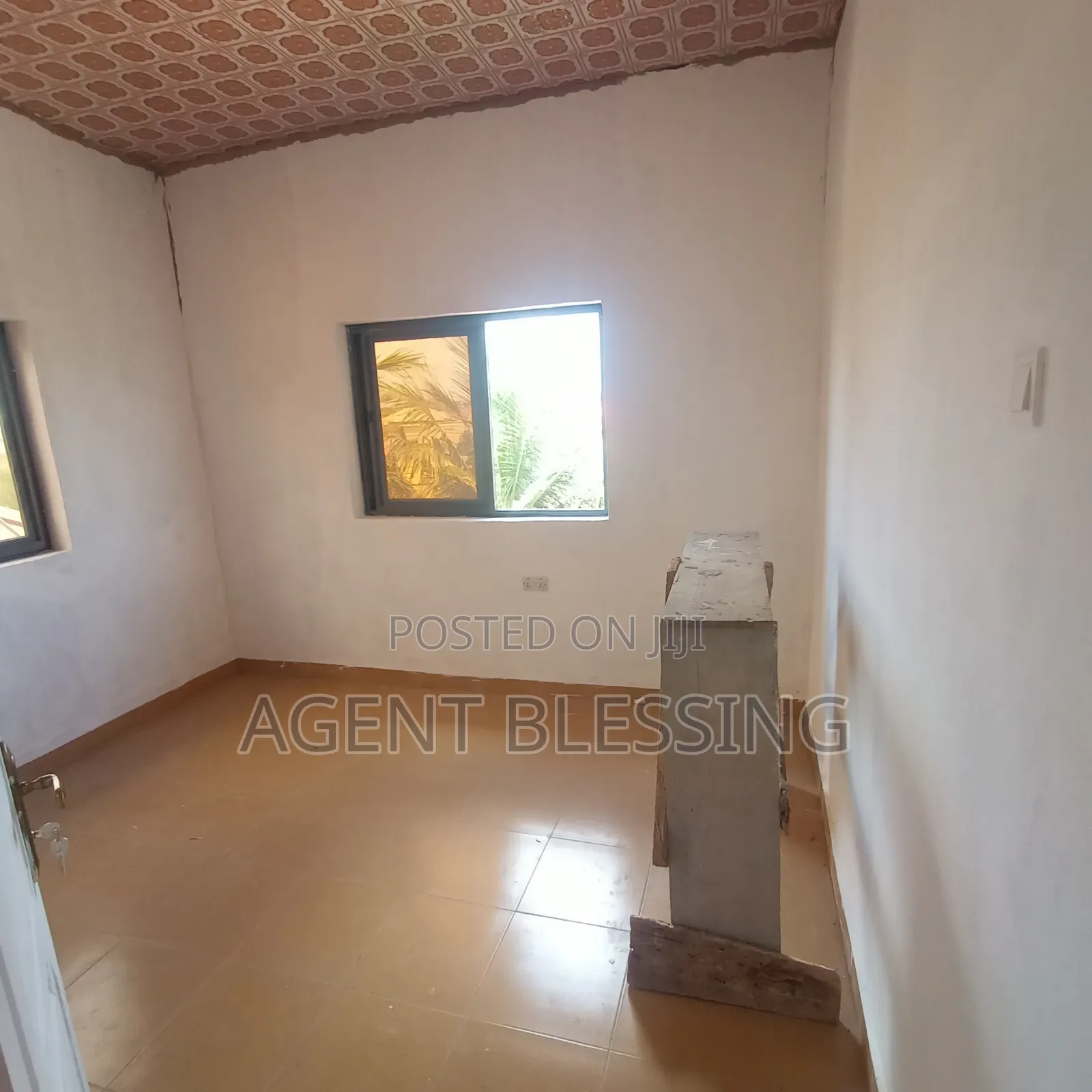 1bdrm Apartment in Golf City, Tema Metropolitan for rent