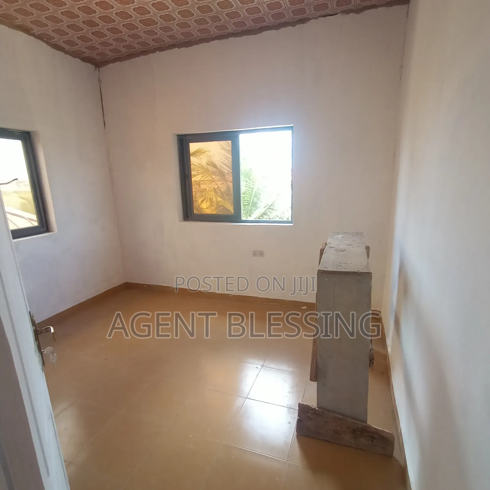1bdrm Apartment in Golf City, Tema Metropolitan for rent
