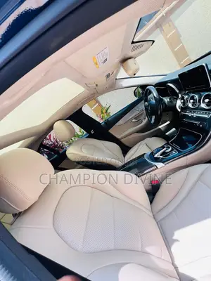 Mercedes-Benz C300 2017