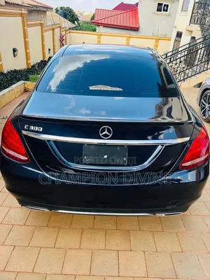 Mercedes-Benz C300 2017