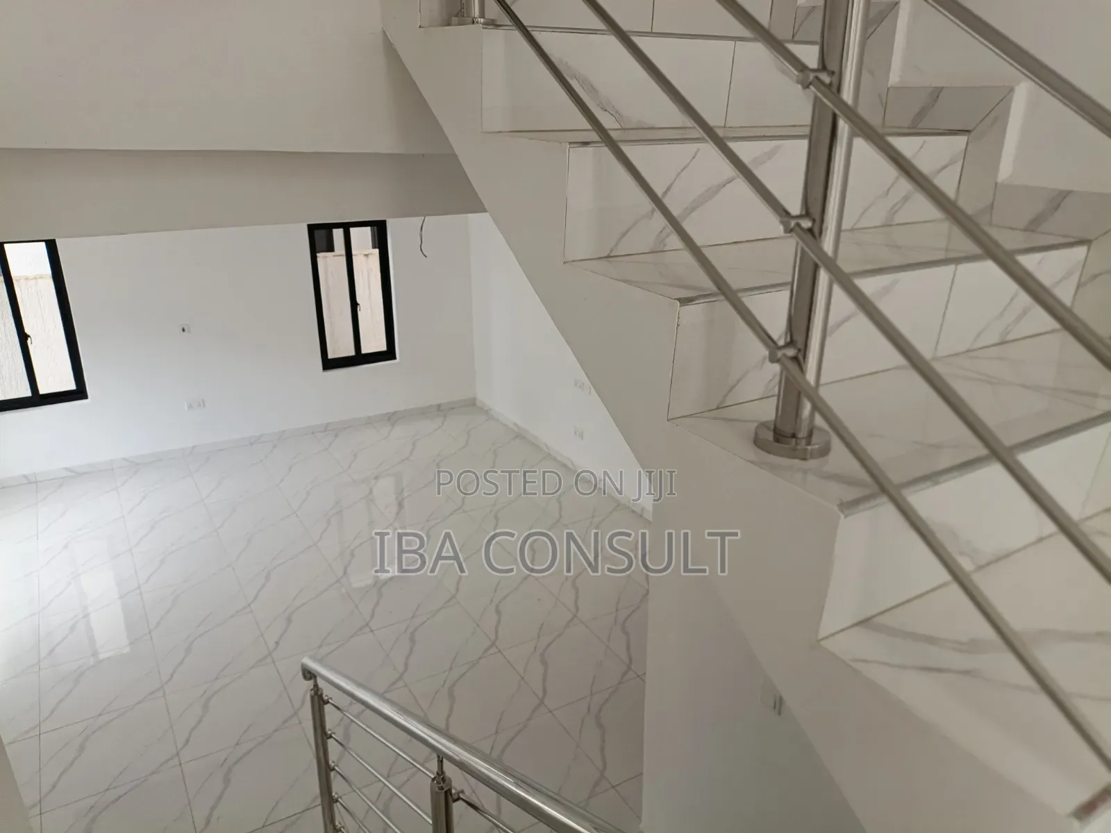 4bdrm House in Oyarifa , And, Ghana Flag for sale