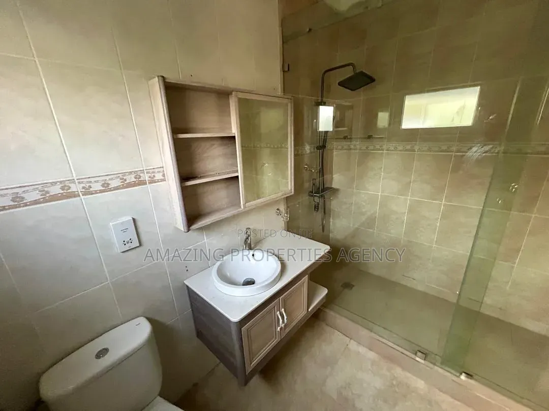 4bdrm House in Cantonment, US Embassy Area for rent