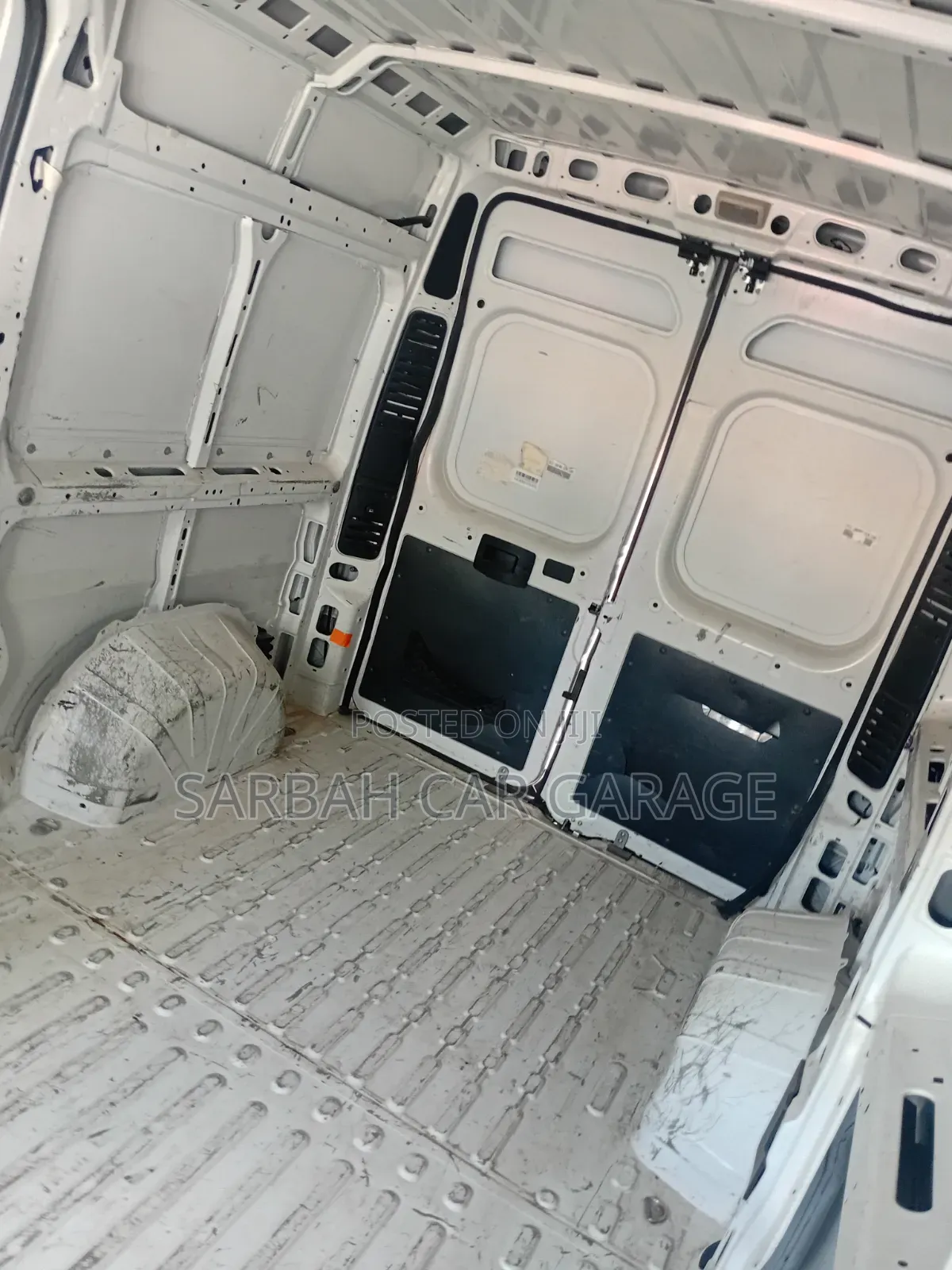 Dodge B2000 2023 White