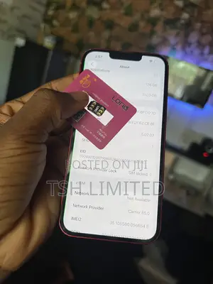 Apple iPhone 13 128 GB Red