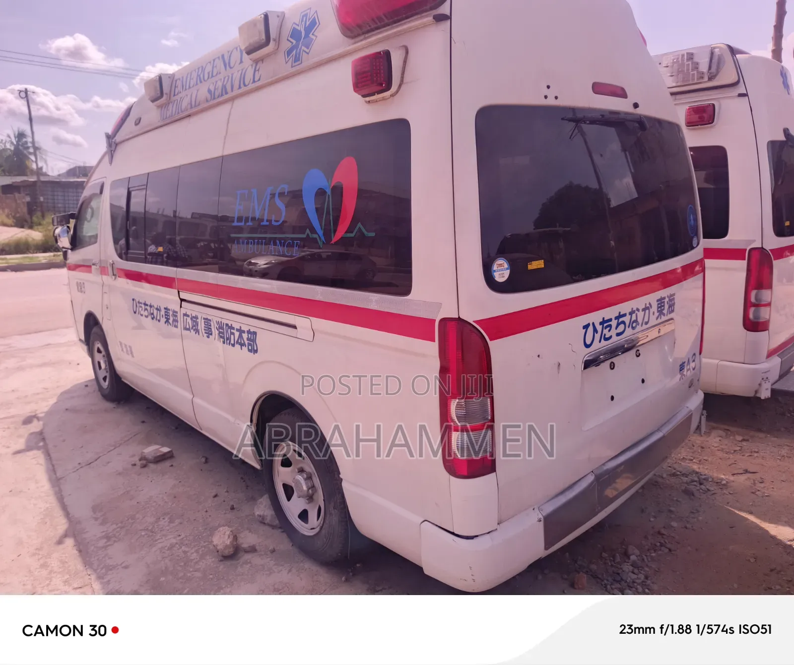 Toyota HiAce 2013 White