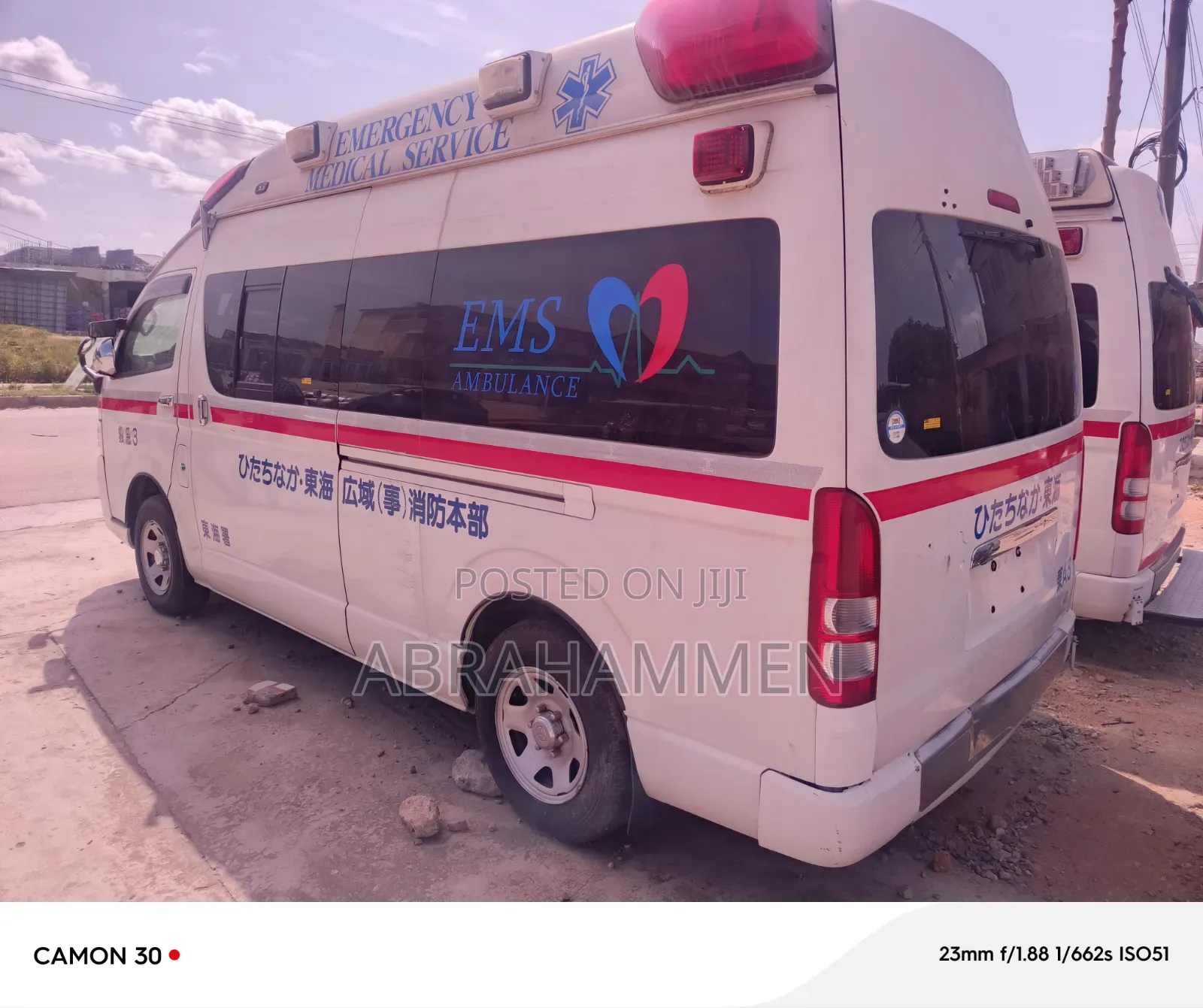 Toyota HiAce 2013 White