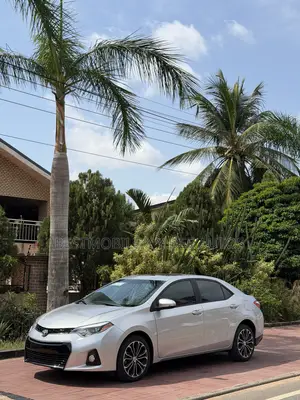 Toyota Corolla 2016 Silver