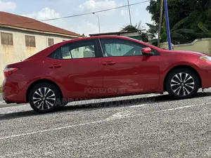 Toyota Corolla LE ECO 4dr Sedan (1.8L 4cyl CVT) 2017 Red