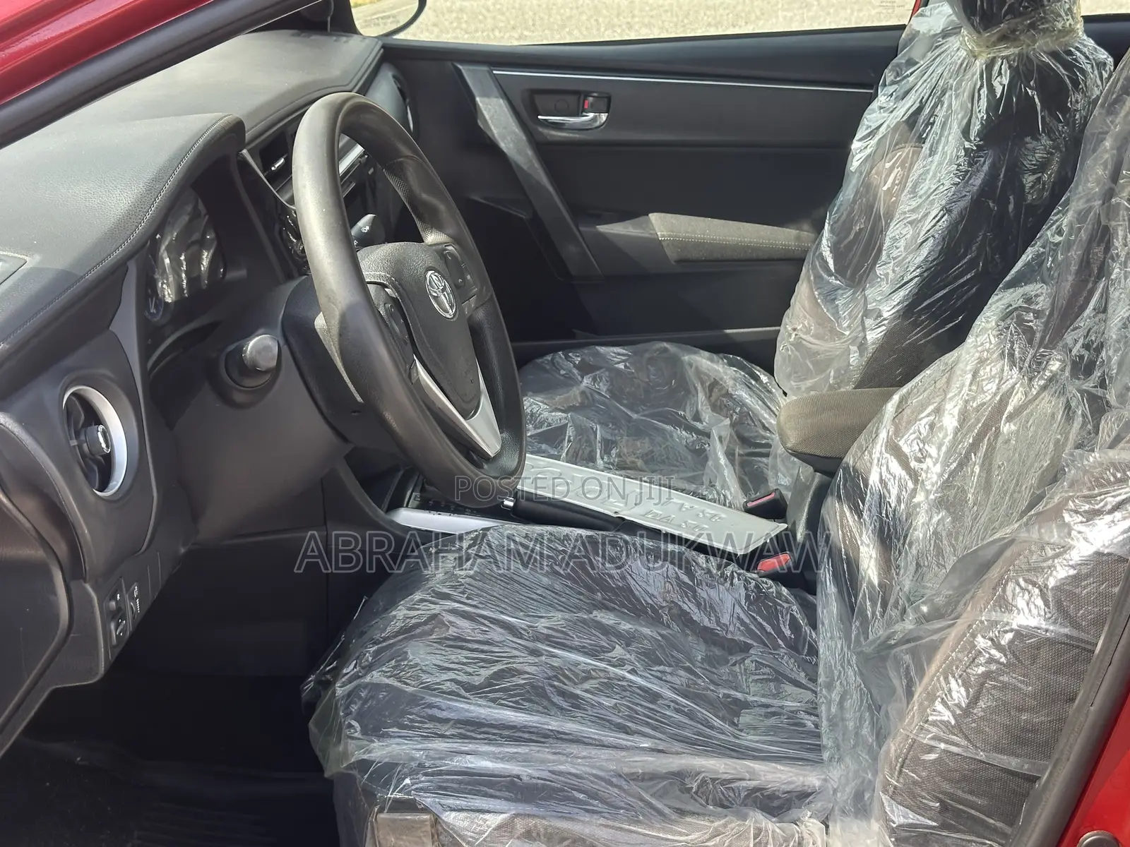 Toyota Corolla LE ECO 4dr Sedan (1.8L 4cyl CVT) 2017 Red
