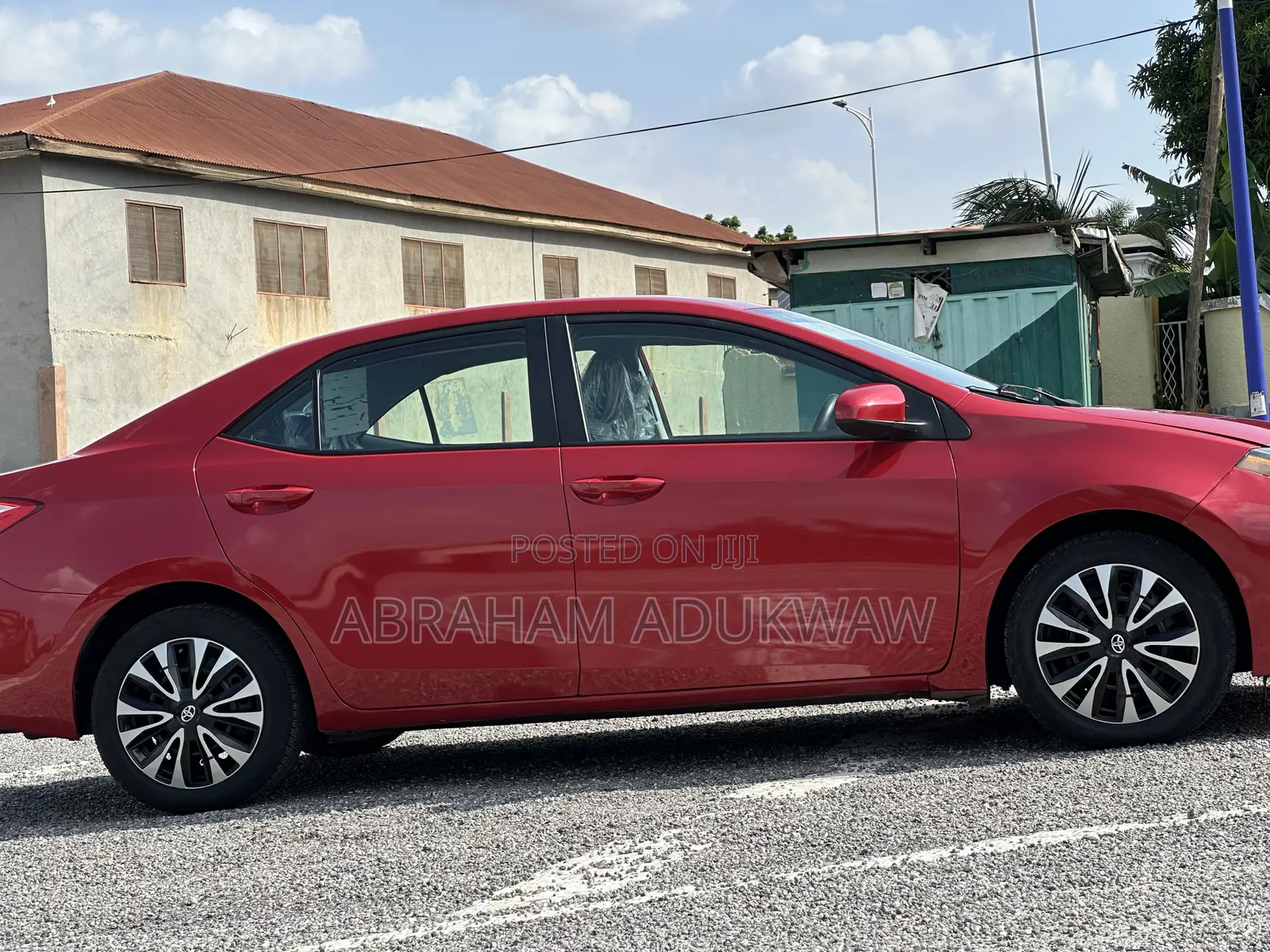 Toyota Corolla LE ECO 4dr Sedan (1.8L 4cyl CVT) 2017 Red