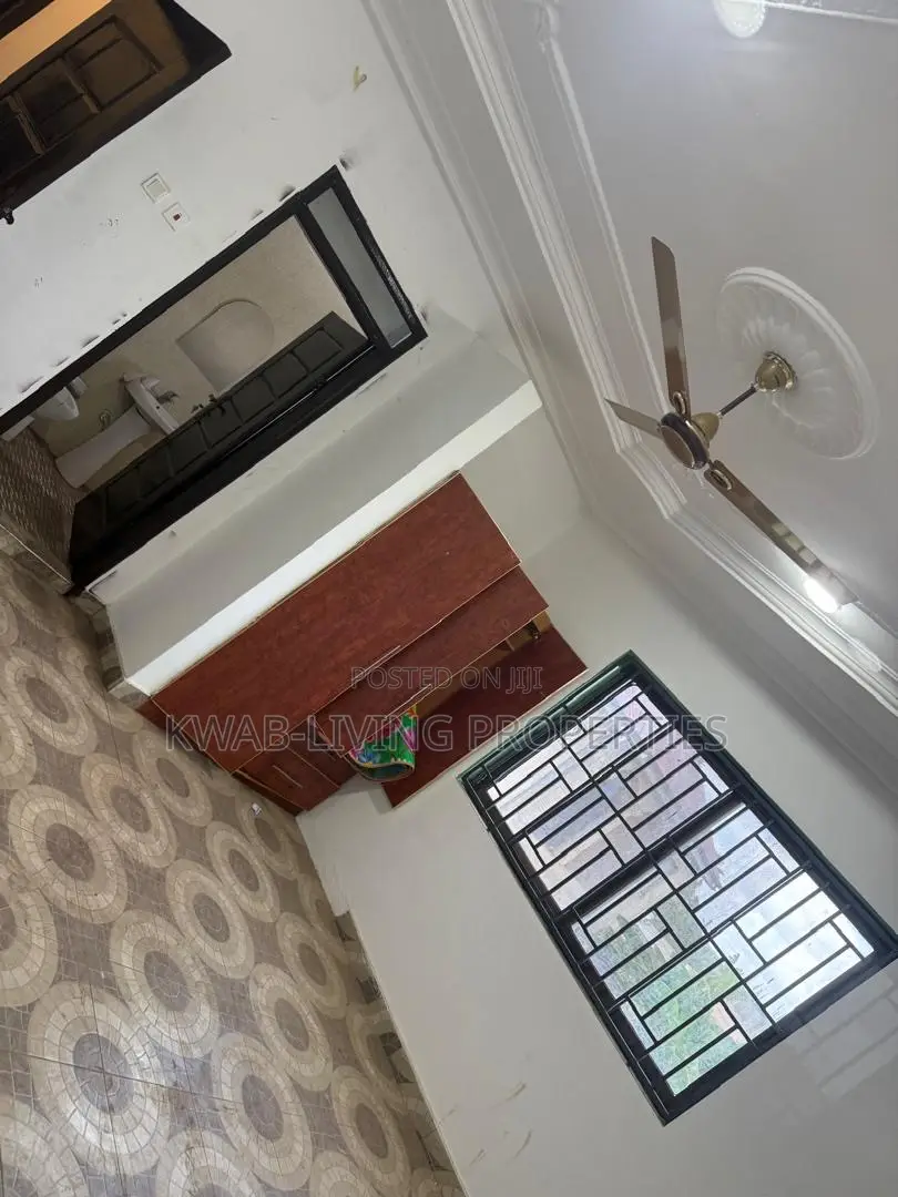 2bdrm Apartment in New Site for rent