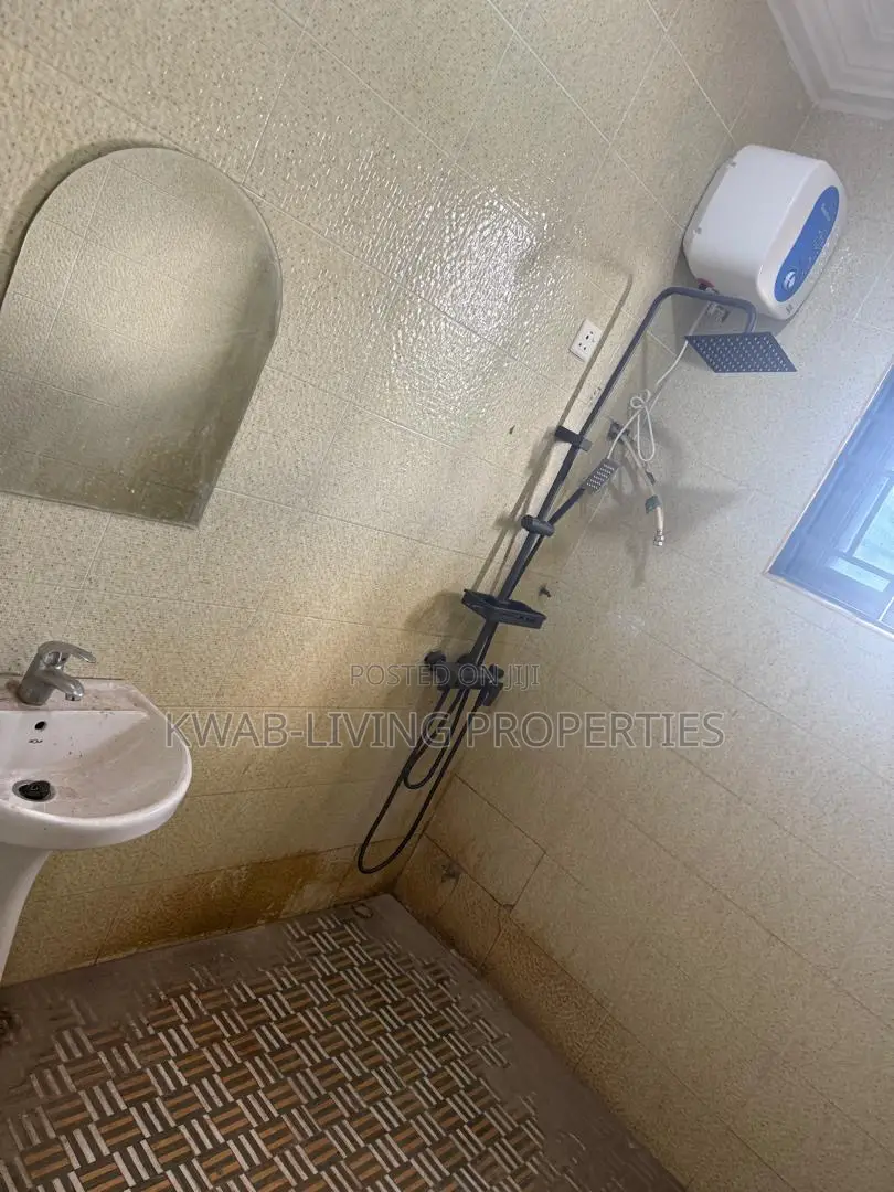 2bdrm Apartment in New Site for rent