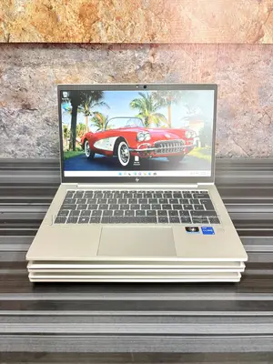 Laptop HP EliteBook 830 G8 8GB Intel Core i5 SSD 256GB