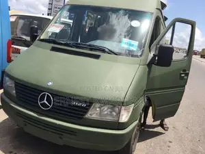 Mercedes-Benz Sprinter 2004 Green