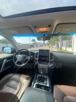 Toyota Land Cruiser 5.7 V8 VX-S 2021 Black