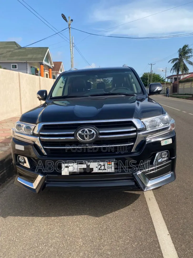 Toyota Land Cruiser 5.7 V8 VX-S 2021 Black