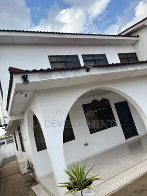 5bdrm House in Lashibi for sale