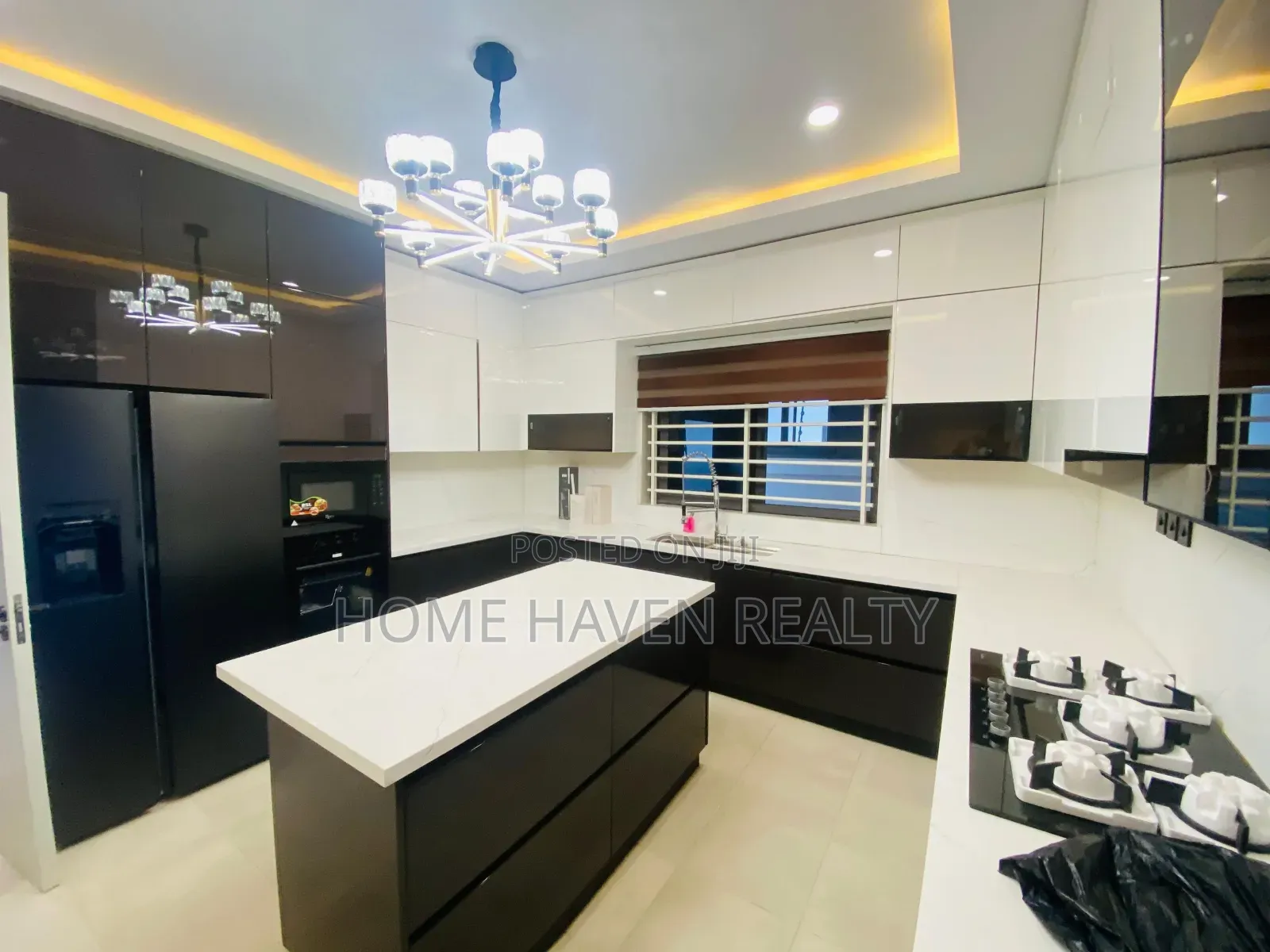 Furnished 4bdrm House in Abelemkpe, Methodist Church Area for rent