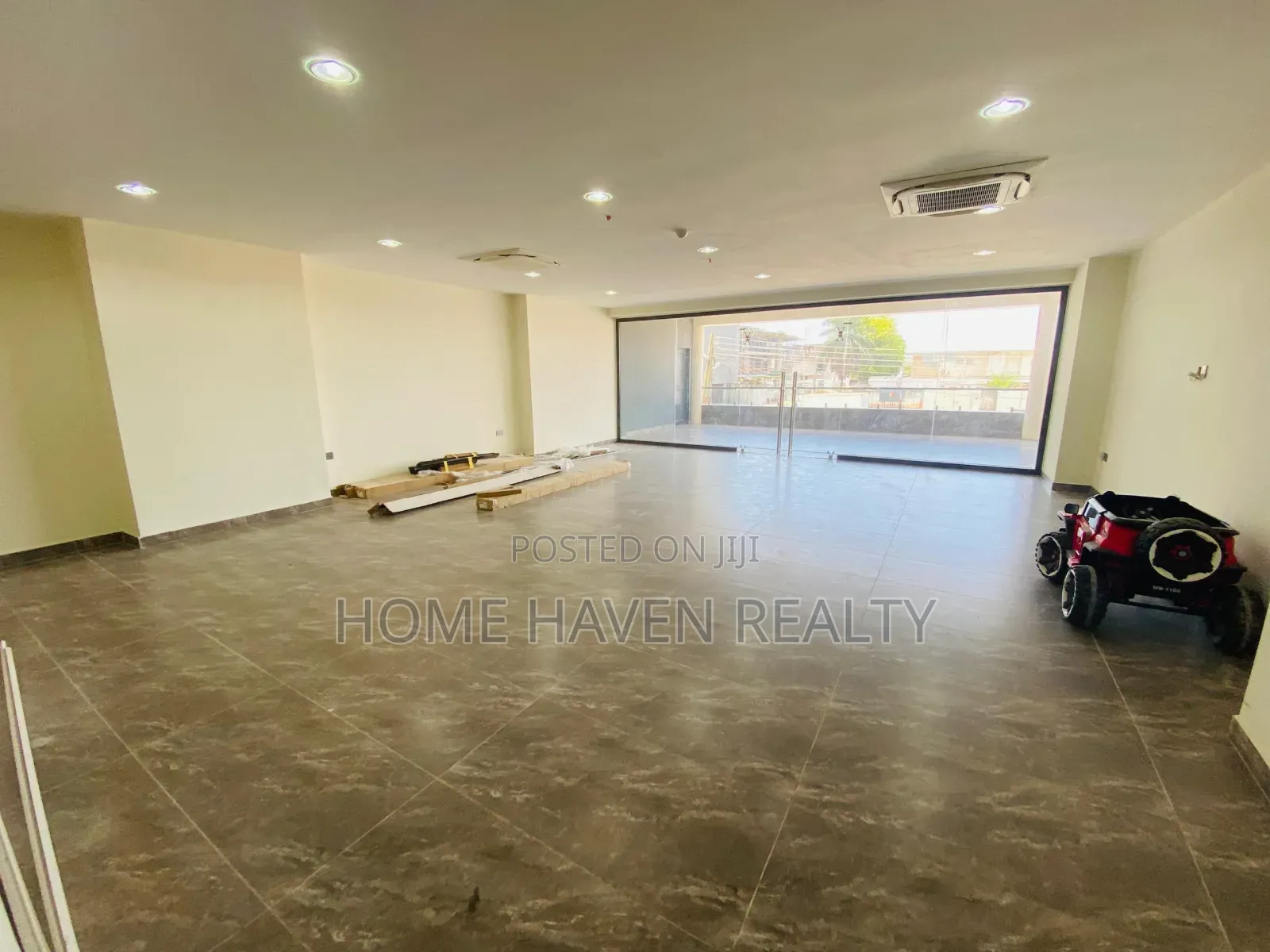178 Square Meter Office Space for Rent at Labone