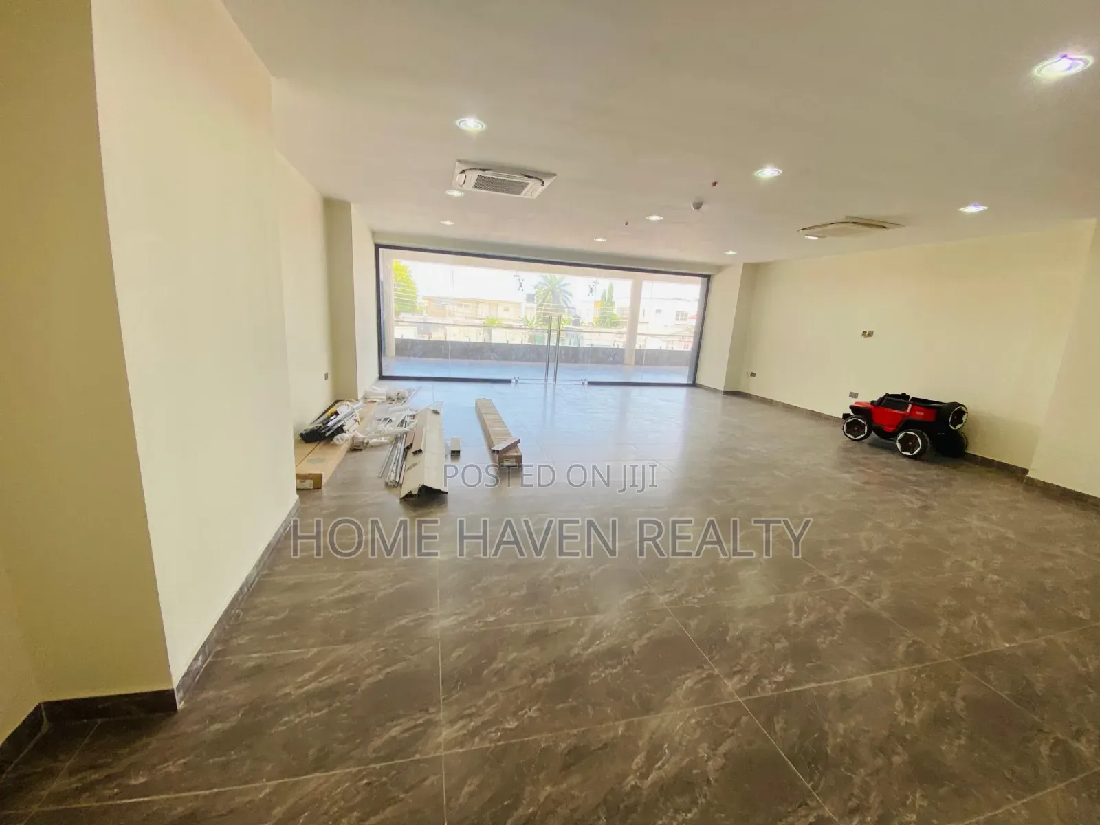 178 Square Meter Office Space for Rent at Labone