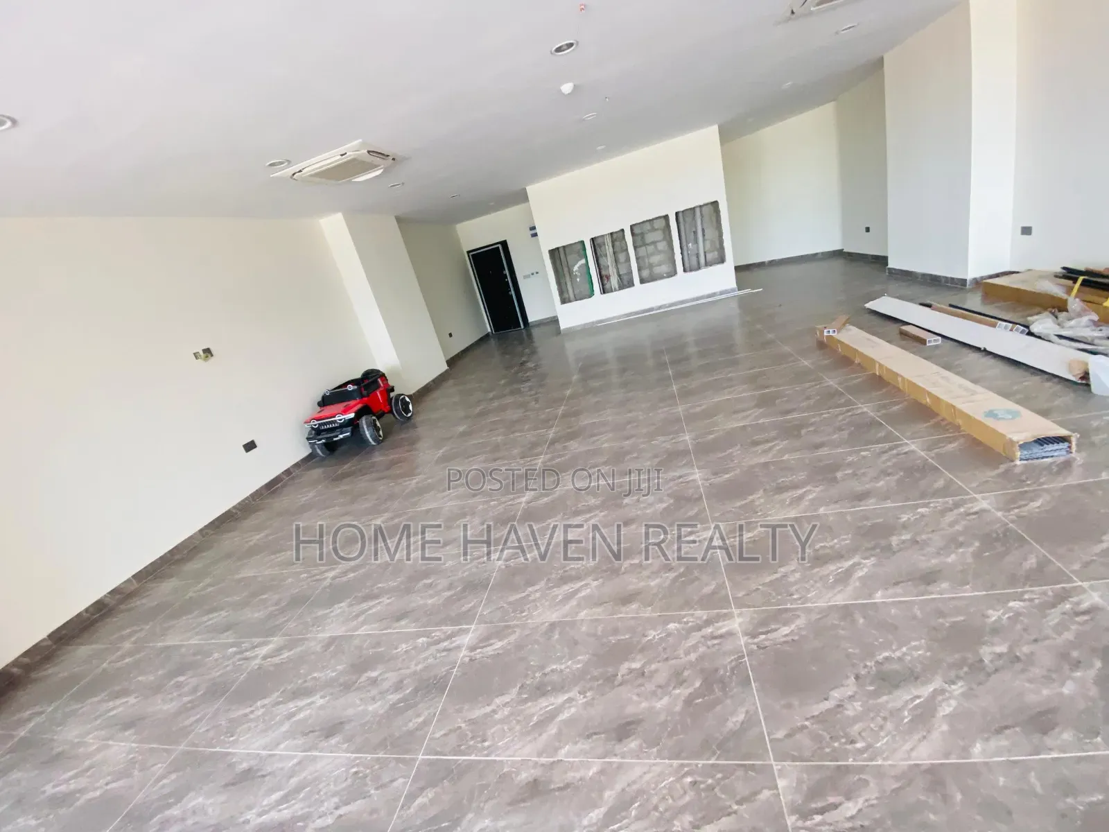 178 Square Meter Office Space for Rent at Labone