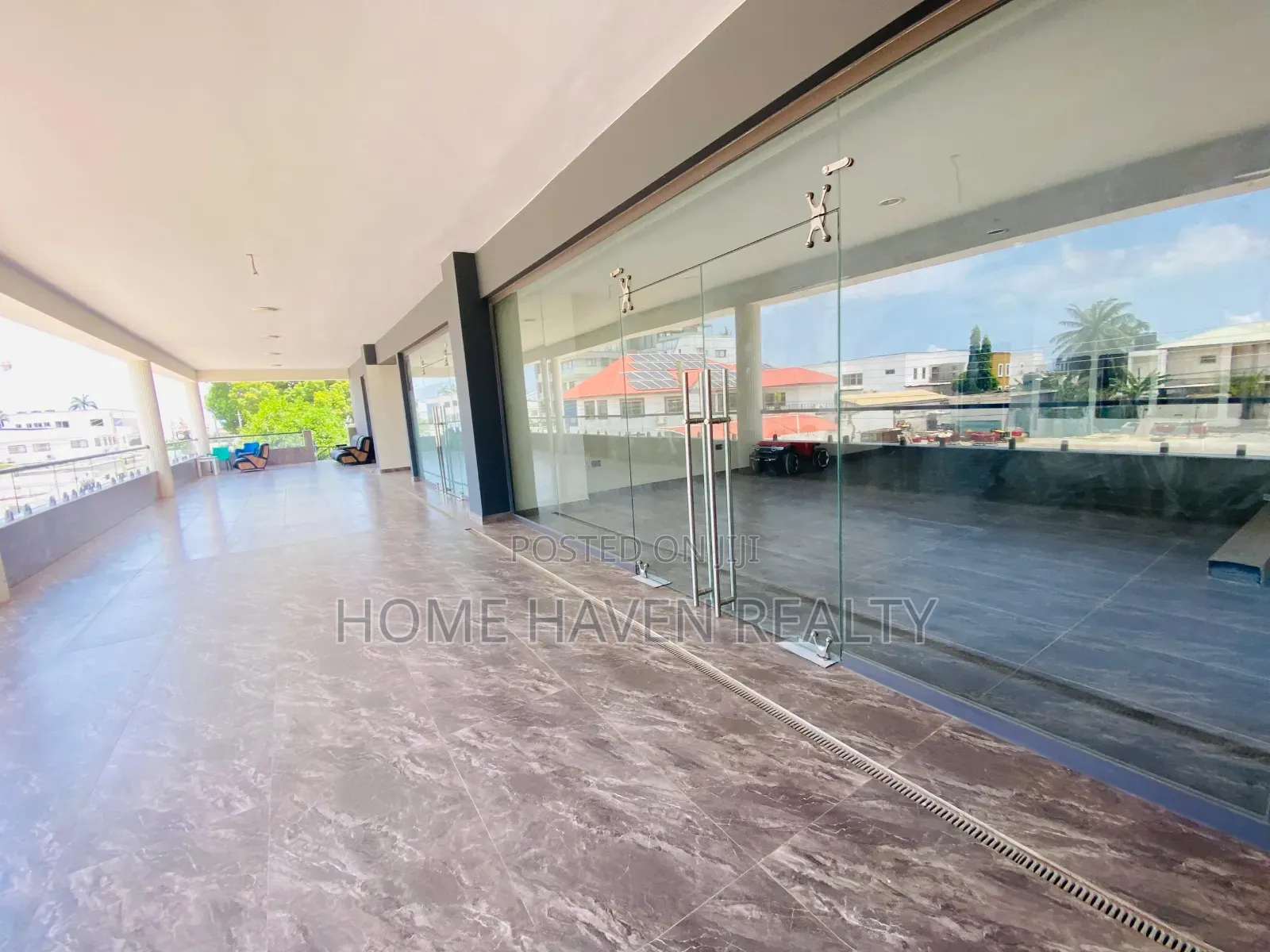 178 Square Meter Office Space for Rent at Labone