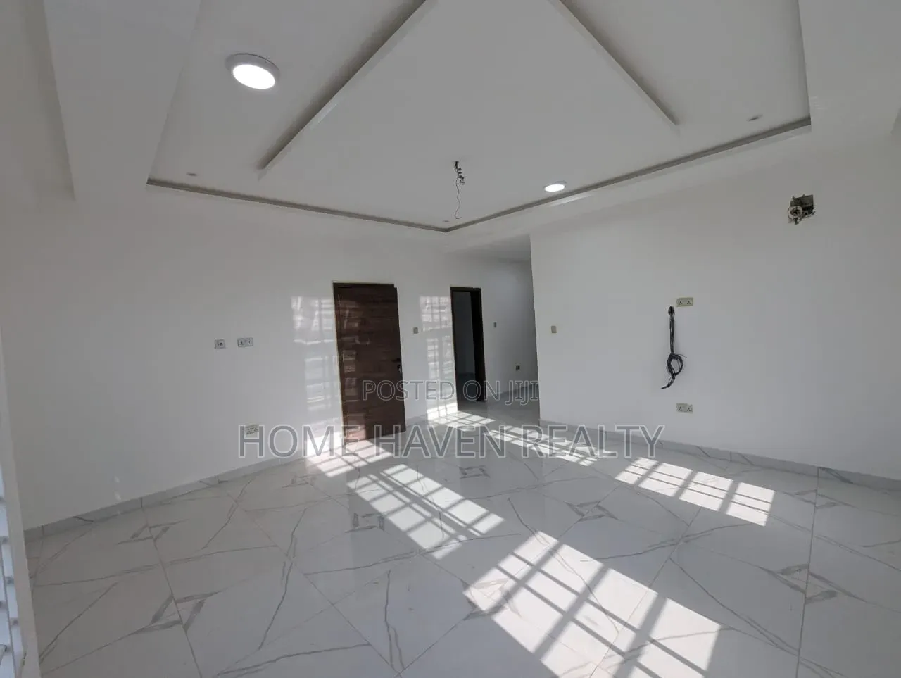 3bdrm House in Achimota Cfc Estate, The Mall for sale