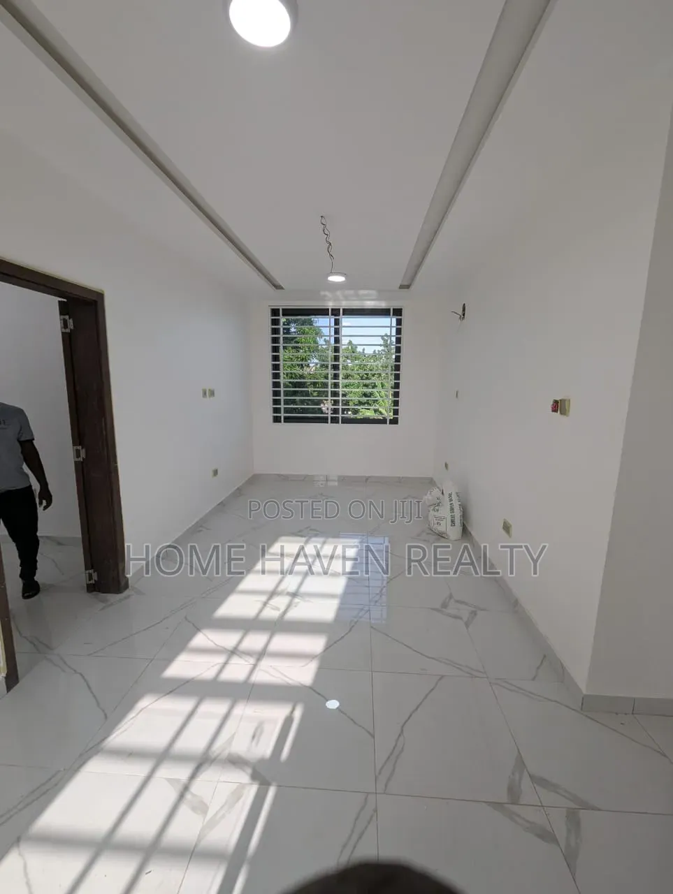 3bdrm House in Achimota Cfc Estate, The Mall for sale